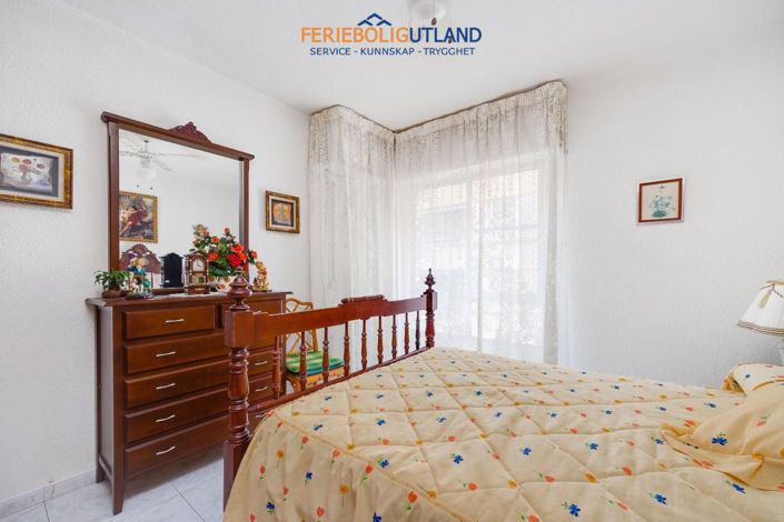 Image No.25-2 Bed Apartment for sale