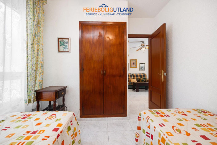 Image No.30-2 Bed Apartment for sale