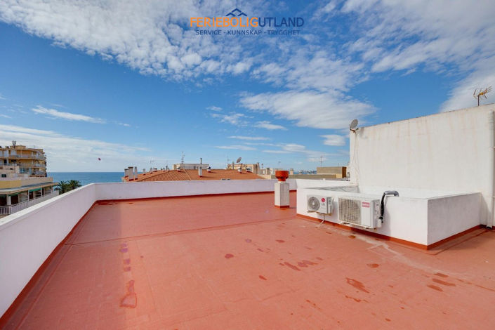 Image No.31-2 Bed Apartment for sale