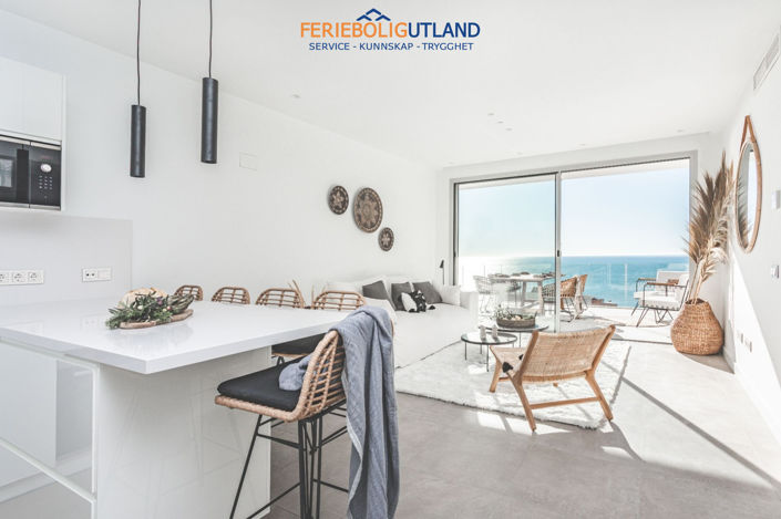 Image No.11-5 Bed Townhouse for sale