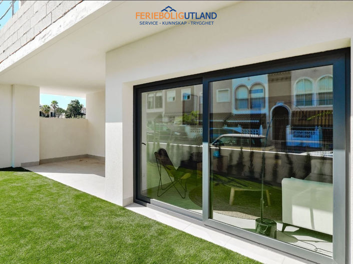 Image No.16-2 Bed Apartment for sale