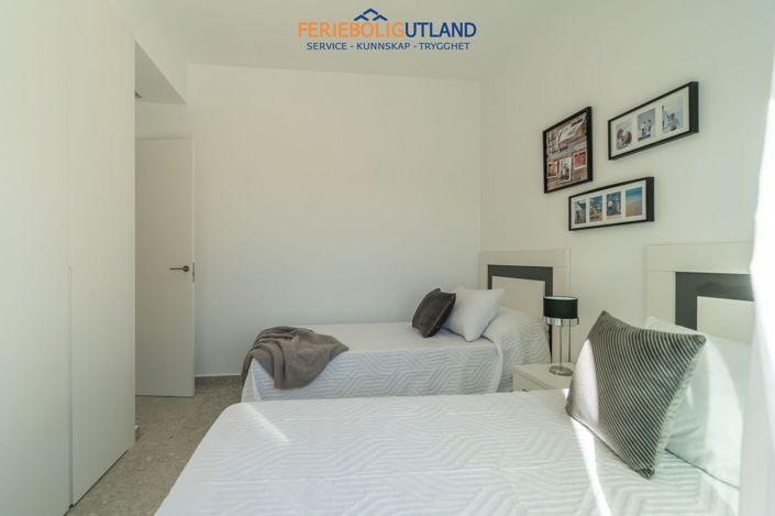 Image No.11-3 Bed Apartment for sale