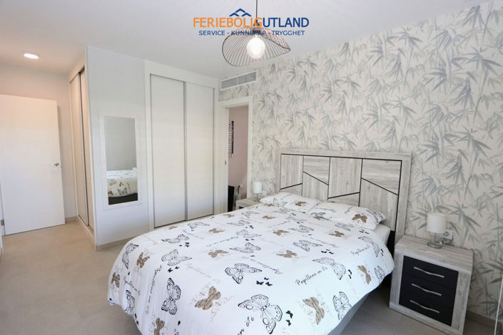 Image No.27-3 Bed Apartment for sale