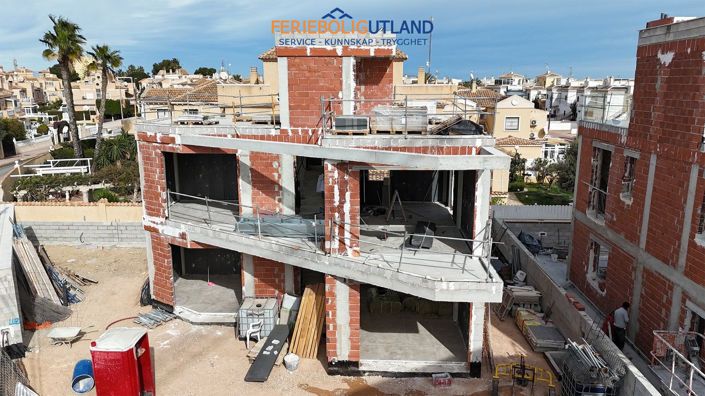 Image No.48-Villa de 4 chambres à vendre à Torrevieja