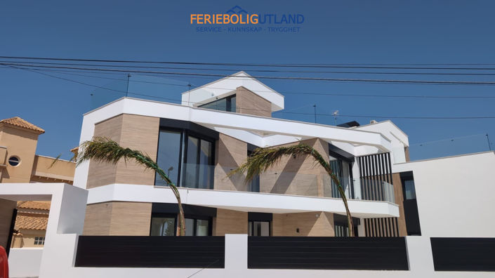 Image No.33-Villa de 4 chambres à vendre à Torrevieja