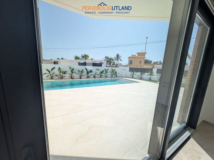 Image No.45-Villa de 4 chambres à vendre à Torrevieja