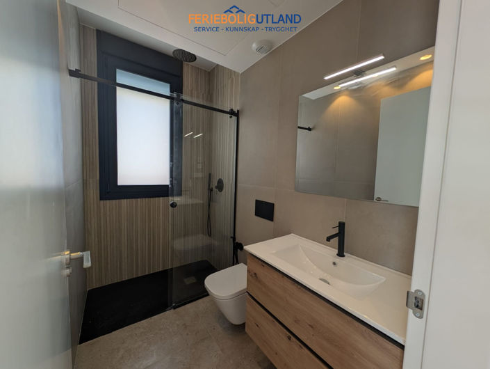 Image No.7-Villa de 4 chambres à vendre à Torrevieja