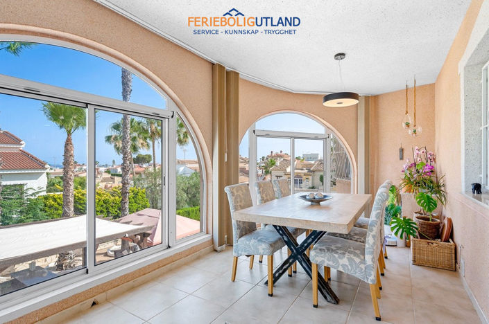 Image No.10-Villa de 5 chambres à vendre à Ciudad Quesada