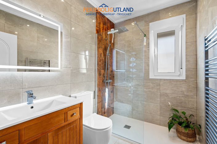 Image No.29-Villa de 5 chambres à vendre à Ciudad Quesada