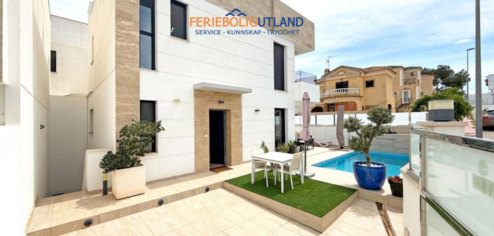 Image No.1-3 Bed Villa for sale