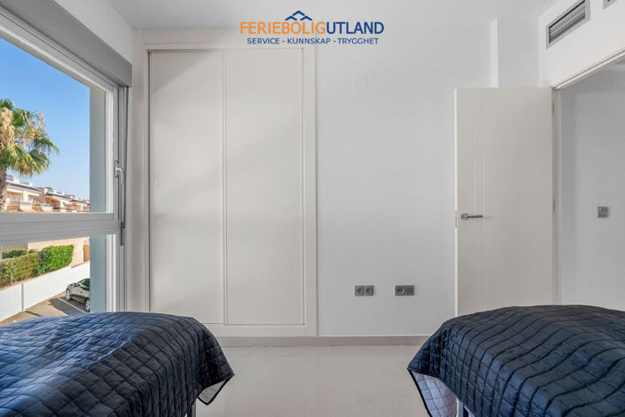 Image No.18-2 Bed Apartment for sale