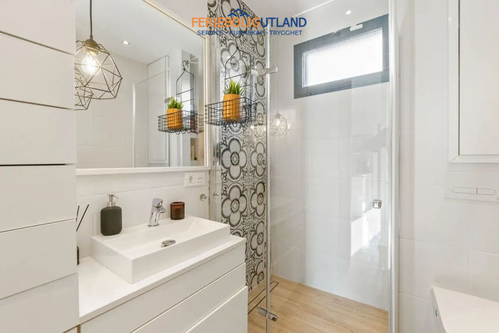 Image No.10-3 Bed Villa for sale