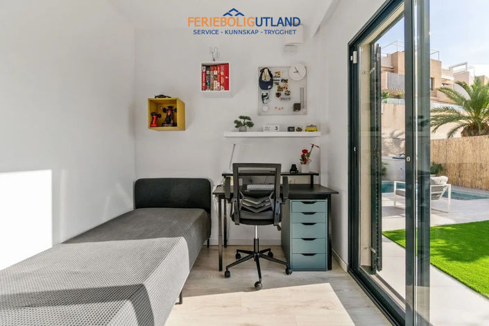 Image No.12-3 Bed Villa for sale