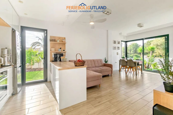 Image No.3-3 Bed Villa for sale