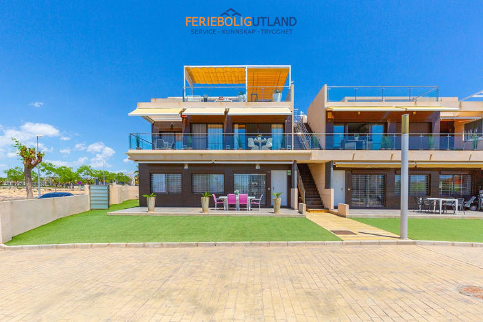Image No.1-4 Bed Apartment for sale