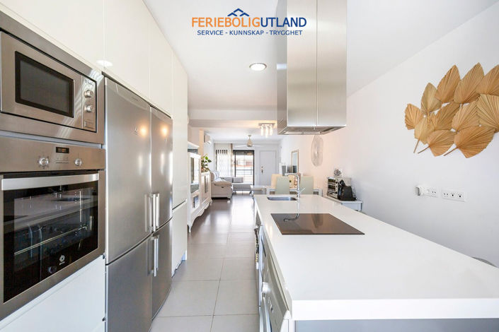 Image No.14-4 Bed Apartment for sale