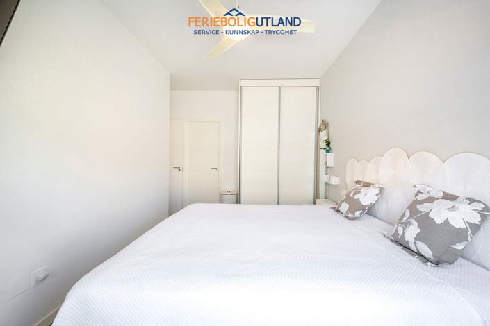 Image No.17-4 Bed Apartment for sale