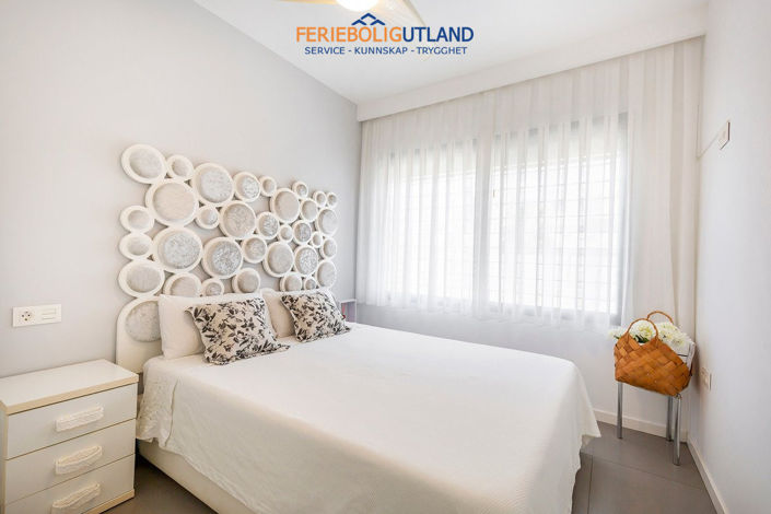 Image No.21-4 Bed Apartment for sale