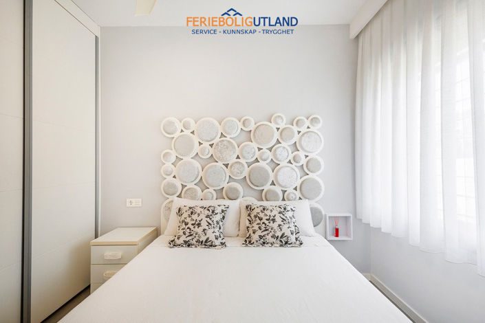 Image No.22-4 Bed Apartment for sale