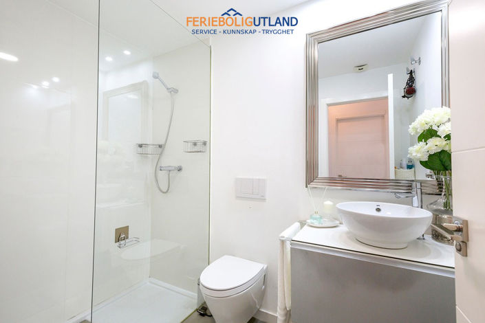 Image No.27-4 Bed Apartment for sale