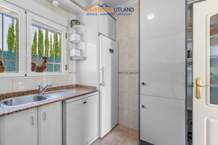 Image No.19-3 Bed Villa for sale