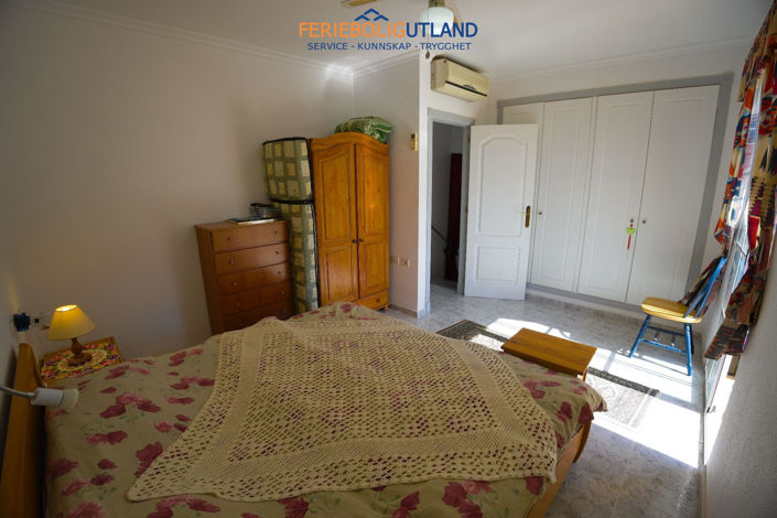 Image No.24-3 Bed Townhouse for sale