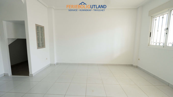 Image No.3-2 Bed Townhouse for sale