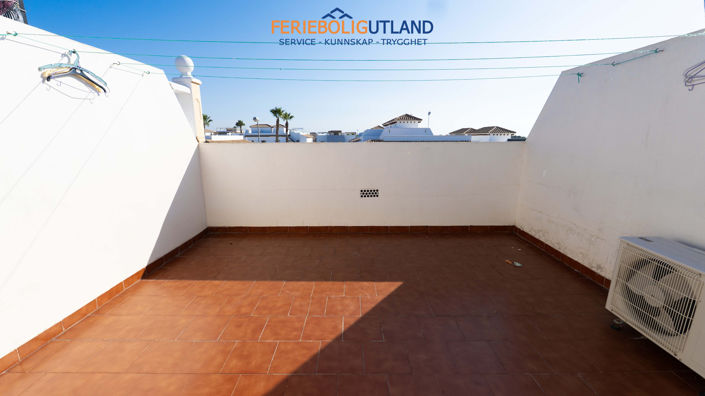 Image No.34-2 Bed Townhouse for sale