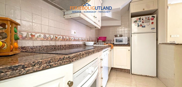 Image No.13-3 Bed Townhouse for sale