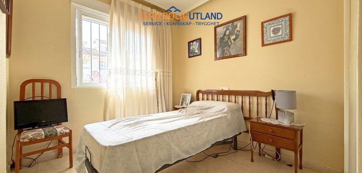 Image No.18-3 Bed Townhouse for sale