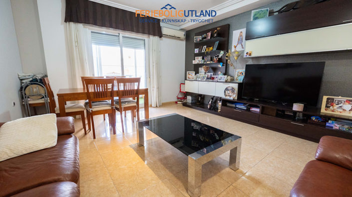 Image No.2-Appartement de 2 chambres à vendre à Torrevieja