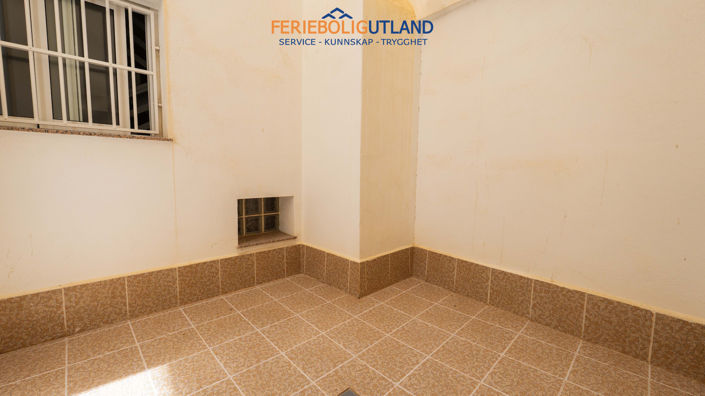 Image No.37-2 Bed Apartment for sale