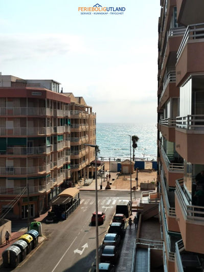 Image No.1-3 Bed Apartment for sale