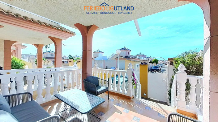 Image No.20-2 Bed Bungalow for sale