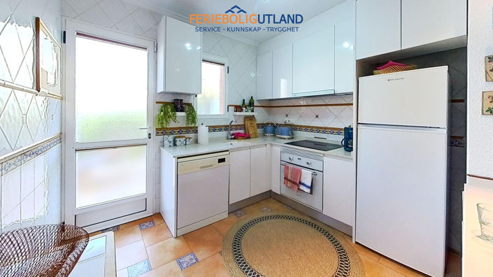 Image No.8-2 Bed Bungalow for sale