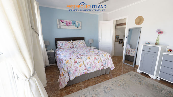 Image No.26-3 Bed Villa for sale