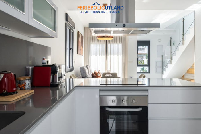 Image No.19-3 Bed Villa for sale