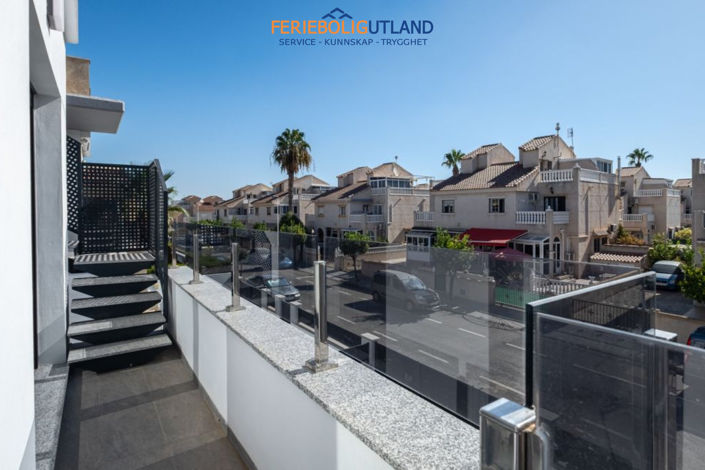 Image No.5-3 Bed Villa for sale