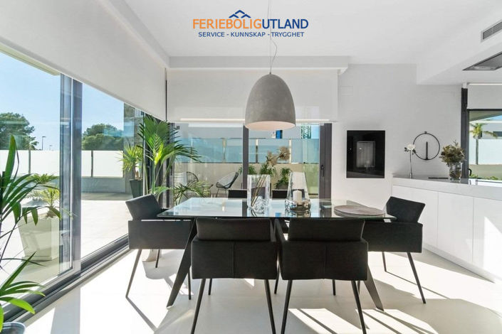 Image No.11-3 Bed Villa for sale