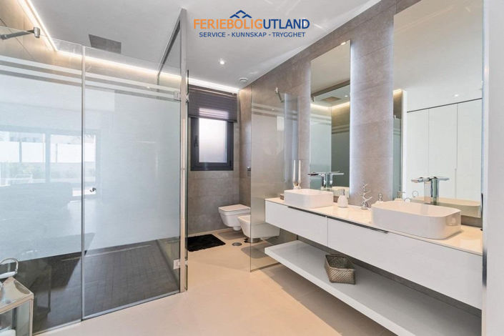 Image No.13-3 Bed Villa for sale