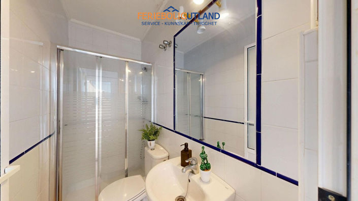 Image No.36-2 Bed Apartment for sale