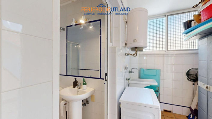 Image No.38-2 Bed Apartment for sale