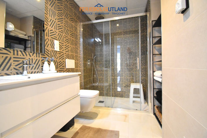 Image No.10-3 Bed Apartment for sale