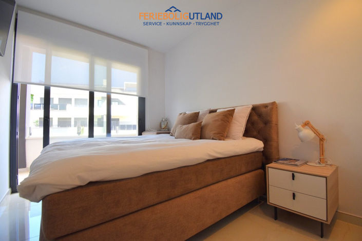 Image No.11-3 Bed Apartment for sale