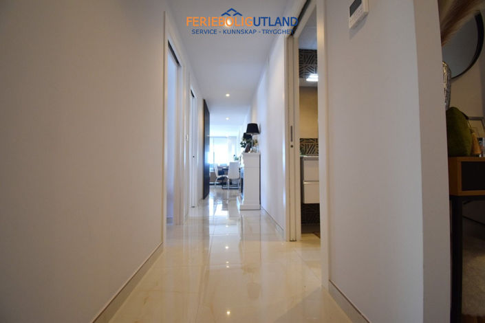 Image No.17-3 Bed Apartment for sale