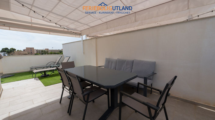 Image No.28-4 Bed Townhouse for sale