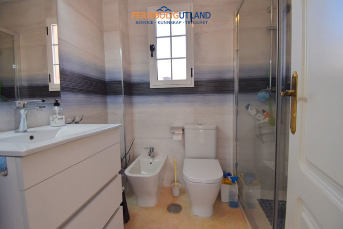 Image No.14-3 Bed Villa for sale