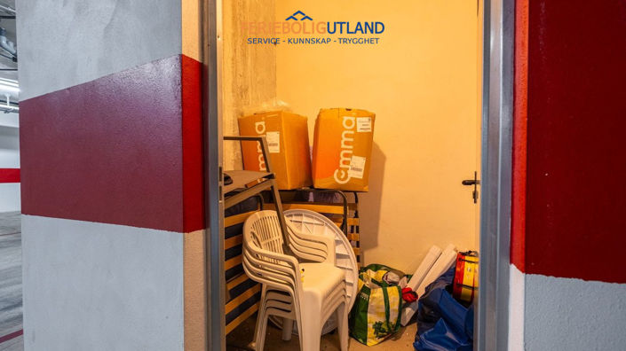 Image No.43-2 Bed Apartment for sale