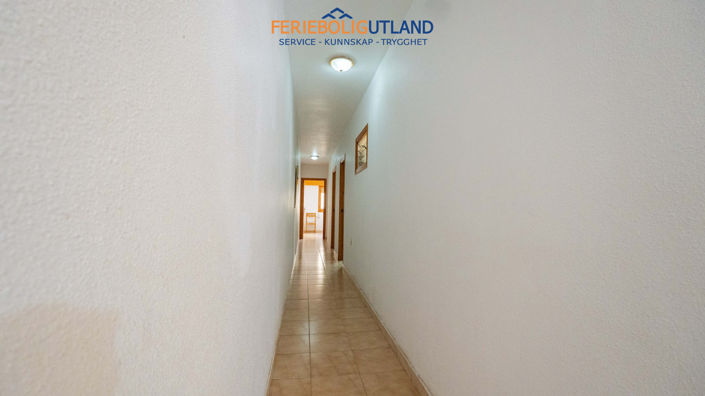 Image No.21-3 Bed Apartment for sale