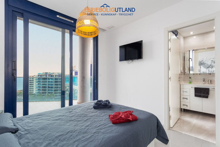 Image No.20-3 Bed Apartment for sale